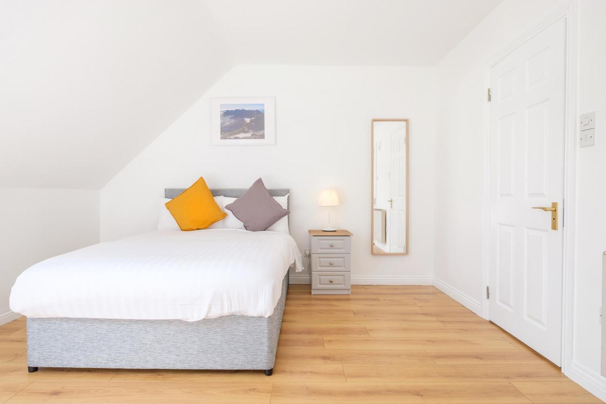 Appartement Stylish & Modern 6-bed Townhouse W/parking